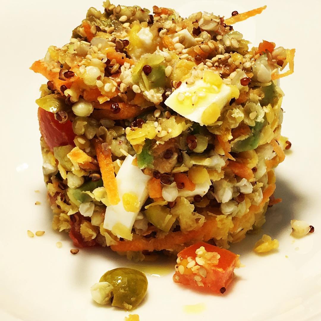 Ensalada de LENTEJA ROJA 👏🏻👏🏻👏🏻👏🏻
- lenteja roja
- trigo sarraceno
- quinoa roja
- zanahoria rayada
- huevo duro
- tomate
- aceituna
- sésamo
- sal
- aceite de oliva
Te llevamos a casa todos los ingredientes !
Come ECO, COME como ANTES!
@betecologico
www.betecologico.es ♻️👩🏻‍🌾🌍
#betecologico #tiendaecologica #ecoshopper #compraecologica #nutricoaching  #superalimento #tehacemoslacompra 
#nomasplastico 
#desnudatucarro 
#desnudalafruta 
#sinpesticidas 
#sintoxicos 
#frutadetemporada 
#verduradetemporada 
#comecomoantes 
#detox 
#smoothiebowl 
#healthy 
#lenteja 
#lentejaroja